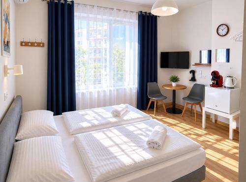 Smart Comfort RoomN2 with Private Bathroom in best Location Beach 250m