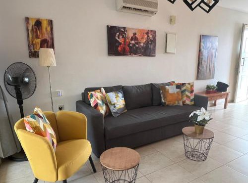 Johnny's Place paphos