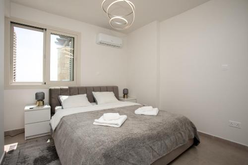 MyCyprusStay - Jo's Sunny SeaView Villa
