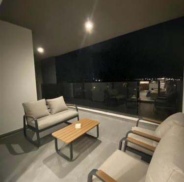 Mall View Modern PentHouse