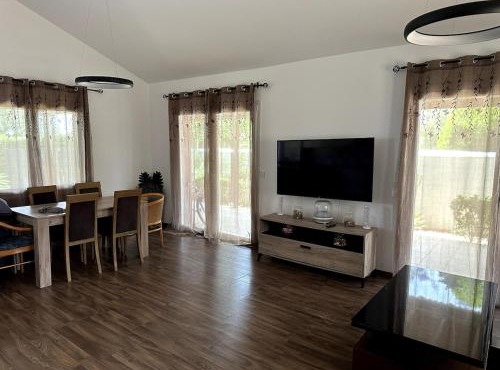Family Villa with Large Garden