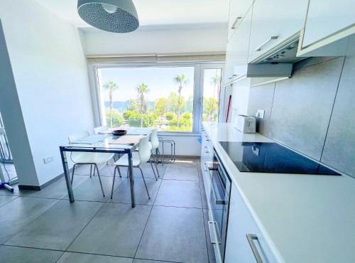 Panoramic Sea View Apt - 2bed