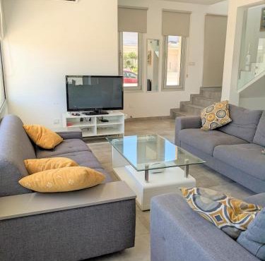 T&E Villa