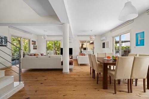 Athena Beach Villa Pernera 